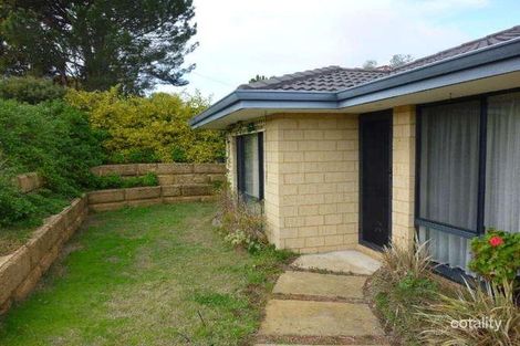 23 Challenger Ave, Parmelia, WA 6167