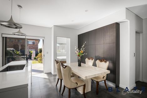 Property photo of 94 Canal Road Greystanes NSW 2145