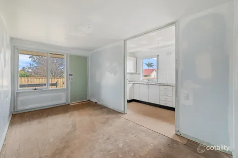 Property photo of 9 Maitland Way Airds NSW 2560