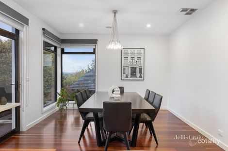 Property photo of 1 Arapilles Drive Templestowe Lower VIC 3107