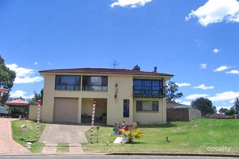 4 Manning Cl, Mcgraths Hill, NSW 2756