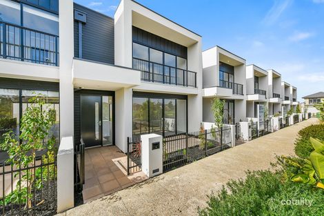 17 Fawkner Walk, Clyde North, VIC 3978