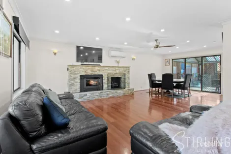 Property photo of 35 Finsbury Road Devon Meadows VIC 3977