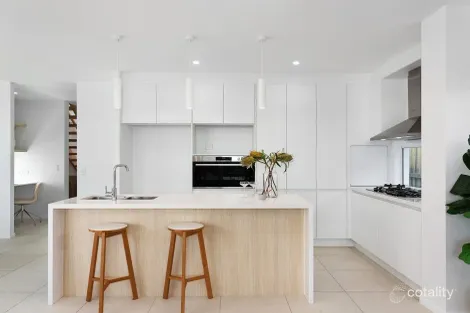 Property photo of 14 Sunflower Crescent Nirimba QLD 4551