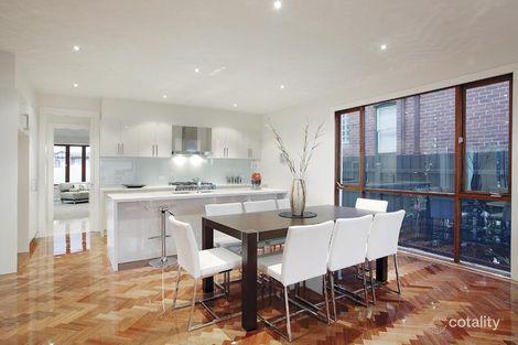 Property photo of 556 Barkers Road Hawthorn East VIC 3123