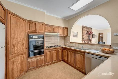 Property photo of 1 Leroy Place Doncaster East VIC 3109