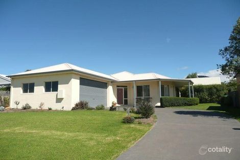 16 Schooner Tce, Paynesville, VIC 3880