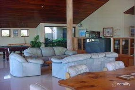 Property photo of 130 Edinburgh Road Benowa QLD 4217