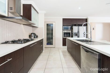 Property photo of 22 Southaven Drive Helensvale QLD 4212