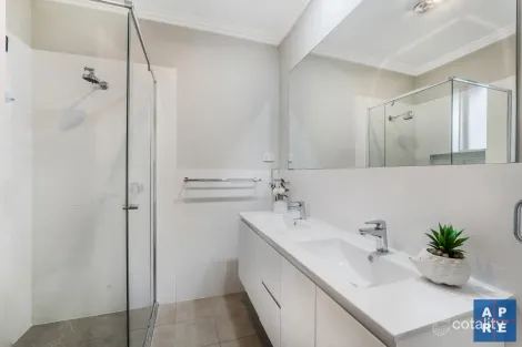 Property photo of 11 Summers Street Spring Farm NSW 2570