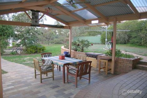 13 Dawson Dr, Maiden Gully, VIC 3551