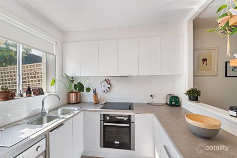 Property photo of 2/170-172 Easey Street Collingwood VIC 3066