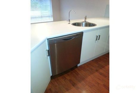 Property photo of 21 Verdant Parade Woodcroft SA 5162