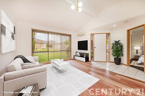 Property photo of 1 Lindenow Court Cranbourne North VIC 3977