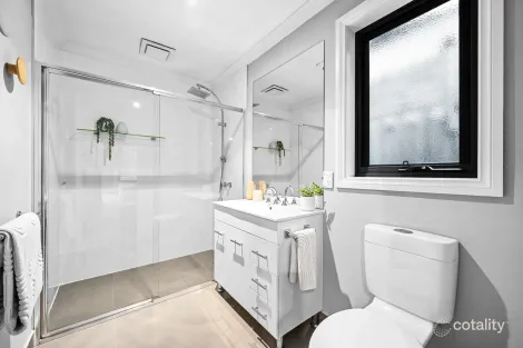 Property photo of 5 Cherry Lane Montrose VIC 3765