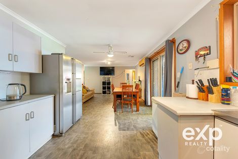 Property photo of 10 Tregenza Court Parafield Gardens SA 5107