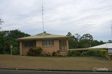 2 Barton Rd, Victory Heights, QLD 4570