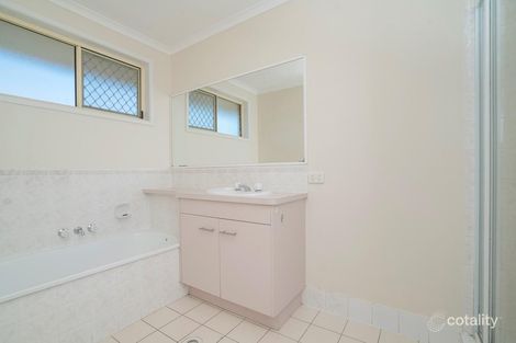 Property photo of 12 Greygum Court Rothwell QLD 4022