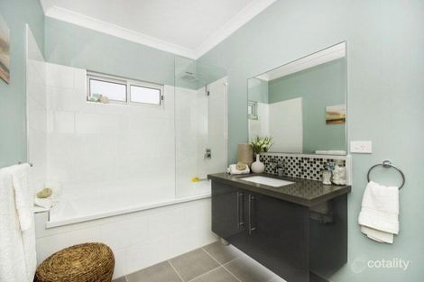 Property photo of 5 Havenside Drive Garbutt QLD 4814