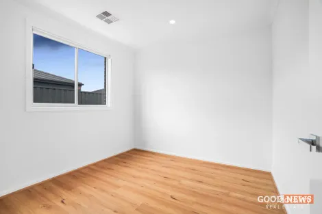 Property photo of 11 Clef Street Strathtulloh VIC 3338