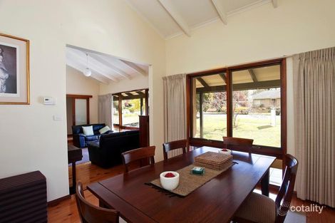 Property photo of 3 Maxwell Crescent Strathdale VIC 3550