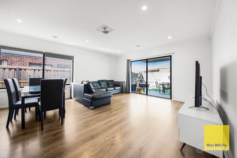 Property photo of 5 Razorbill Terrace Werribee VIC 3030