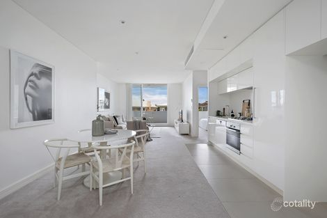 Property photo of 211/38 Peninsula Drive Breakfast Point NSW 2137