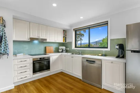 Property photo of 4 Weemala Court Mount Nelson TAS 7007