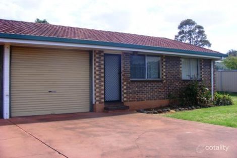 2/9 Bullock St, Rockville, QLD 4350