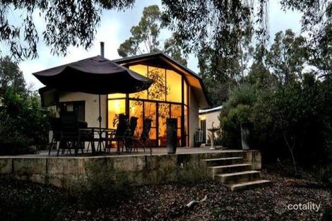 19 Council Rd, Mundaring, WA 6073