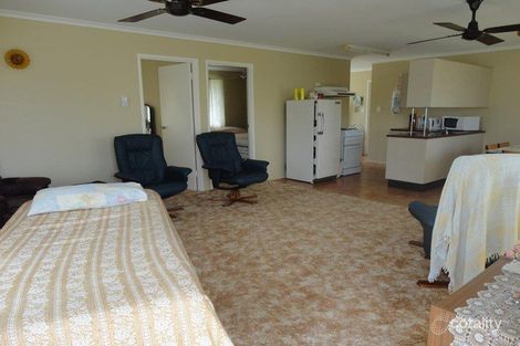 Property photo of 5 Wattle Street Winfield QLD 4670