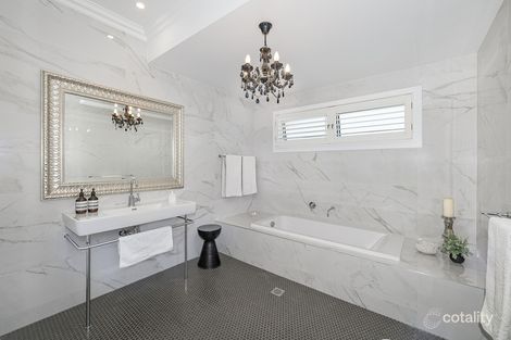 Property photo of 11 Cambridge Street Nundah QLD 4012