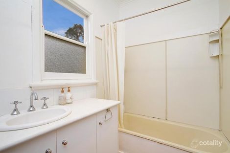 Property photo of 52 Smith Street North Bendigo VIC 3550
