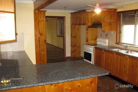 Property photo of 3 Taree Place Dharruk NSW 2770