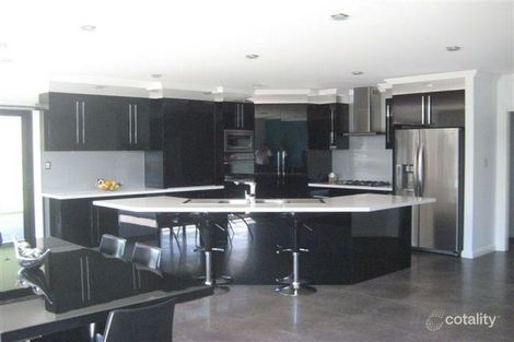 Property photo of 4 Cascade Court Dubbo NSW 2830