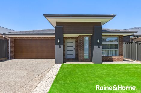 6 Tesla Rd, Rockbank, VIC 3335