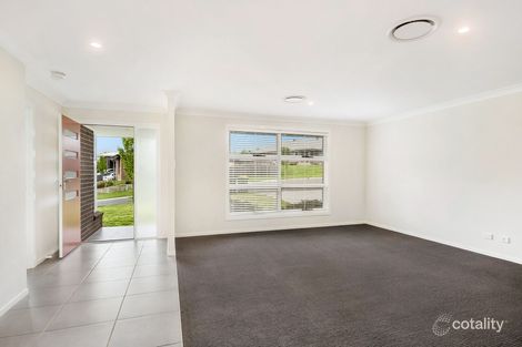 Property photo of 2 Wiles Place Moss Vale NSW 2577
