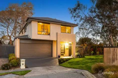 Property photo of 18 Kensei Place Sandhurst VIC 3977