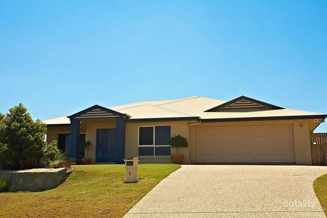 Property photo of 1 Baybreeze Crescent Murrumba Downs QLD 4503