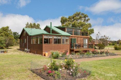 Property photo of 18 Driftwood Drive Opossum Bay TAS 7023