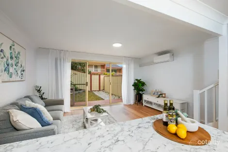 Property photo of 9/10 Albert Street Ourimbah NSW 2258