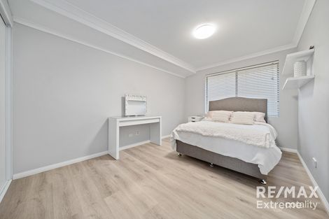 Property photo of 27 Eiffel Circuit Tapping WA 6065