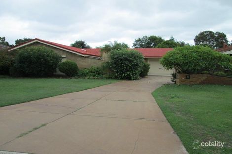 Property photo of 5 Gillon Road Noranda WA 6062