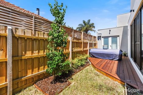 Property photo of 2/10 Winsome Street Mentone VIC 3194