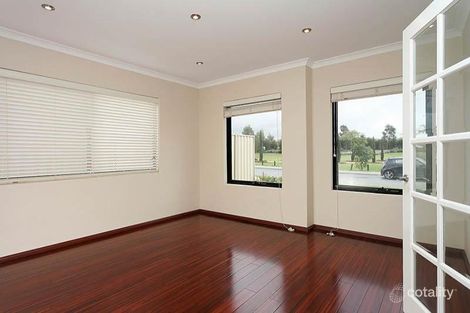 Property photo of 9 Iceberg Way Darch WA 6065