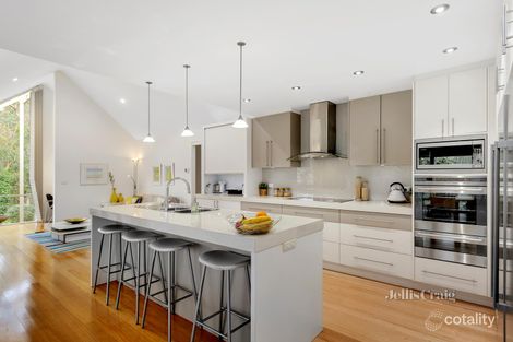 Property photo of 11 Gum Hill Court Eltham VIC 3095