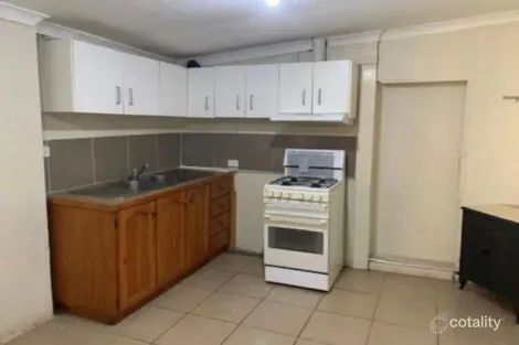 21 Tooradin Ave, Dallas, VIC 3047