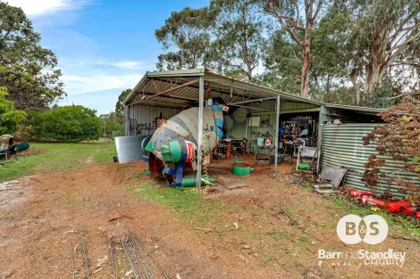 Property photo of 12 Dean Road Nannup WA 6275