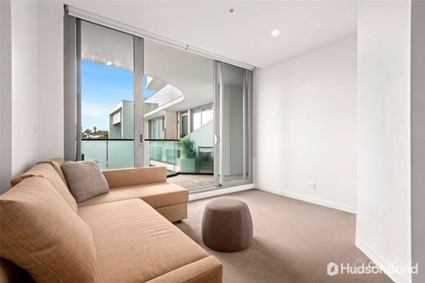 Property photo of 215/1 Grosvenor Street Doncaster VIC 3108