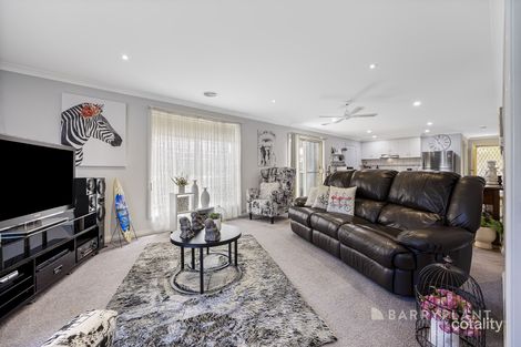 Property photo of 21 Parbury Avenue Lake Gardens VIC 3355